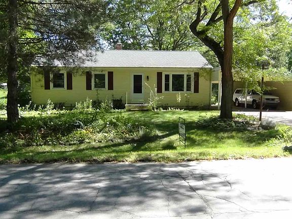 2nd image of 321 Wood Hills Dr