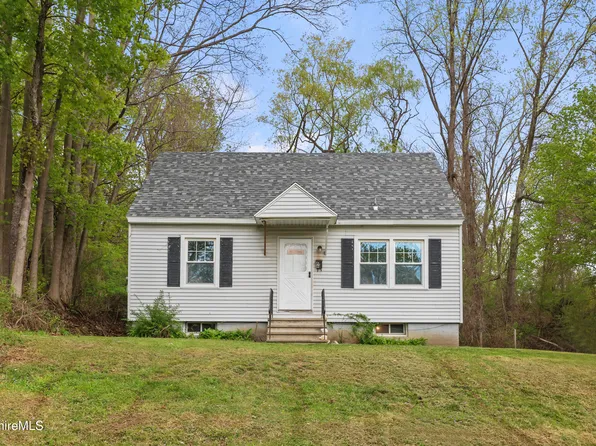 66 Wilson St, Pittsfield, MA 01201