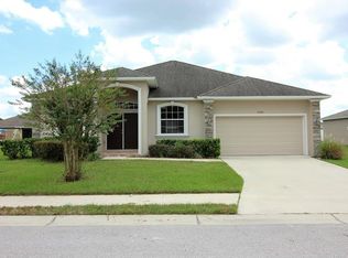 7050 Heatherbrook Dr, Lakeland, FL 33809