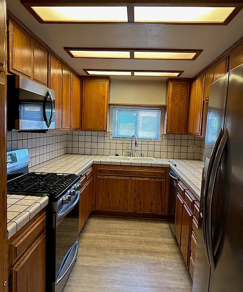 145 Pasadena Ave — Photo 5