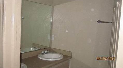 4th image of 9284 Roseway Dr