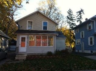 617 Penn Ave, Aurora, IL 60506