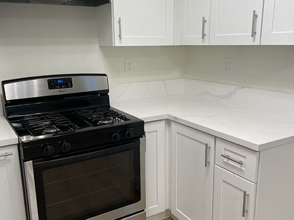3rd image of 7714 Newlin Ave APT 4