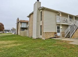 1609 E Walnut Grove Rd, Derby, KS 67037