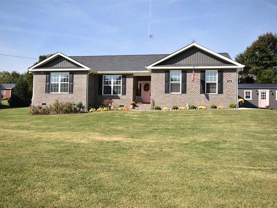 1st image of 240 Kathryn Dr