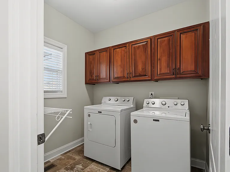 1537 Green Grove Way — Photo 42