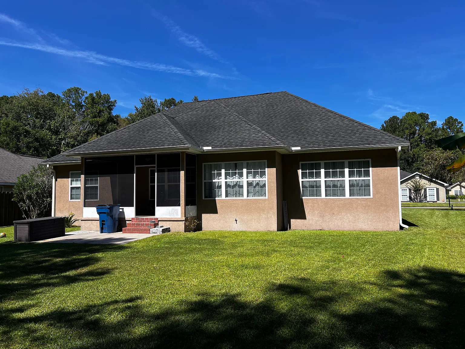 3 bed, 2309 sqft, $2,500 — Photo 4