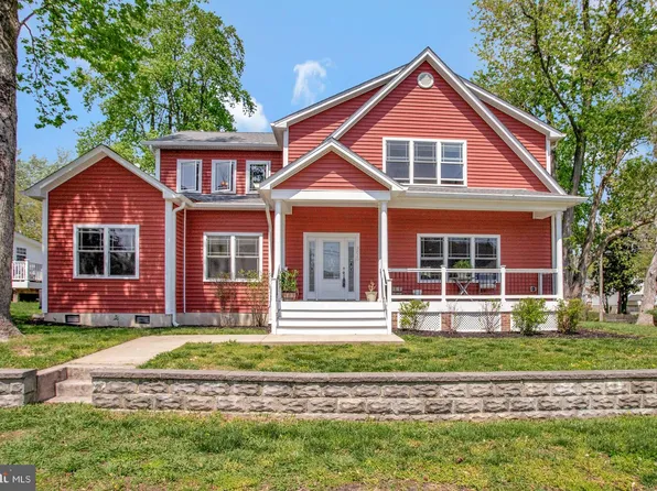 3820 27th St, Chesapeake Beach, MD 20732