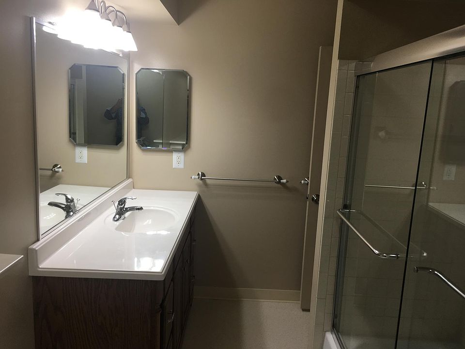1st image of 707 Kirts Blvd APT 104