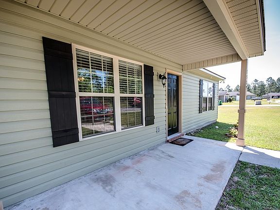 4th image of 1529 San Bernardino Way