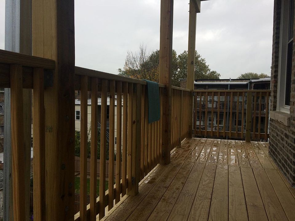 2nd image of 2214 W Wilson Ave APT 3