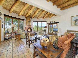 15 Montecito, Santa Fe, NM 87506