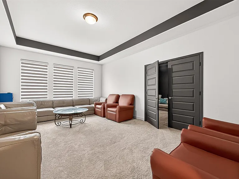 2506 Falling Fig Ln — Photo 39