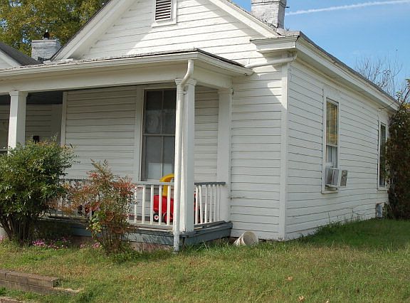 2nd image of 909 Claiborne St