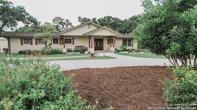 1st image of 201 Sequoia Dr