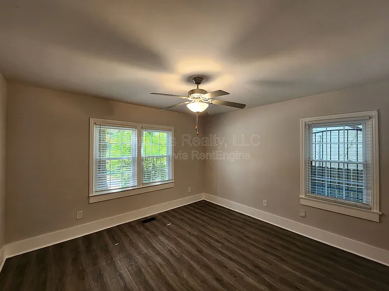 2663 Blount St — Photo 7