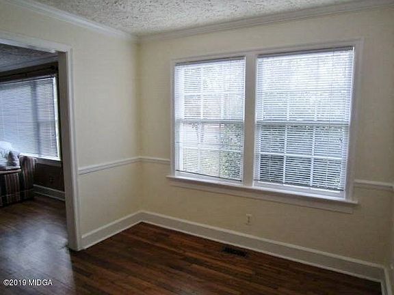 2nd image of 188 Vista Cir