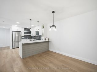 Pilgrims Way Village, Oakville, ON L6M 3G7