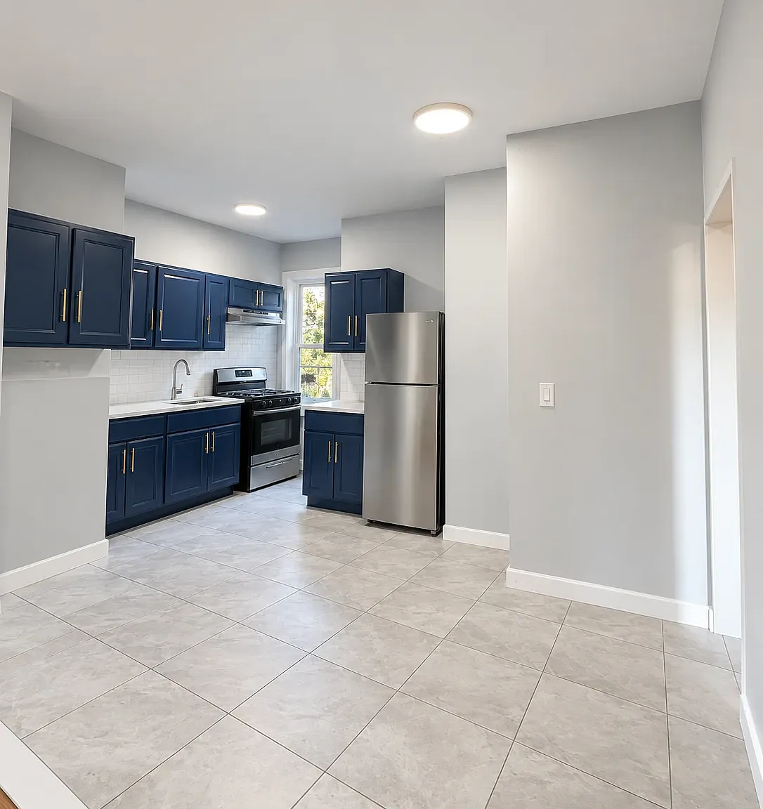 4 bed, $2,850 — Photo 1