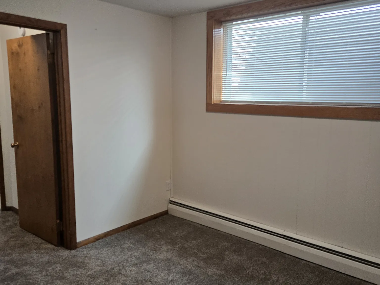 3 bed, 1758 sqft, $1,700 — Photo 3