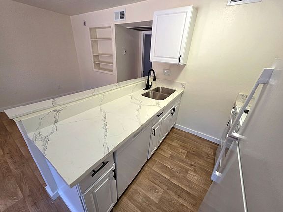 2nd image of 126 E Mohave Rd #Mog110