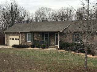 1075 Heatherwood Rd, Pleasant View, TN 37146