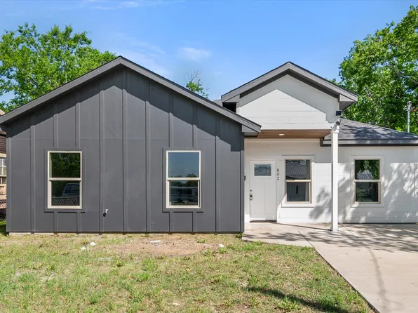 802 E 14th Ave, Corsicana, TX 75110