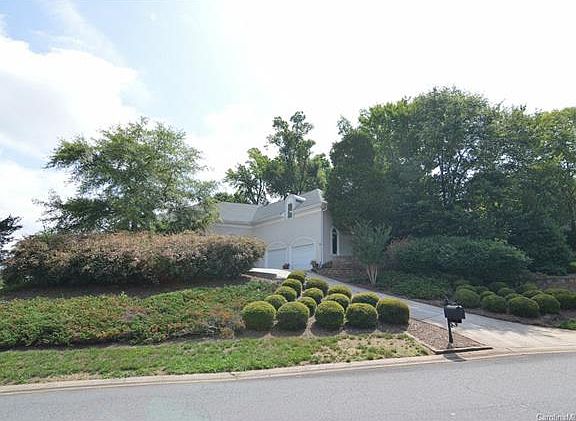 4th image of 16101 Riverpointe Dr