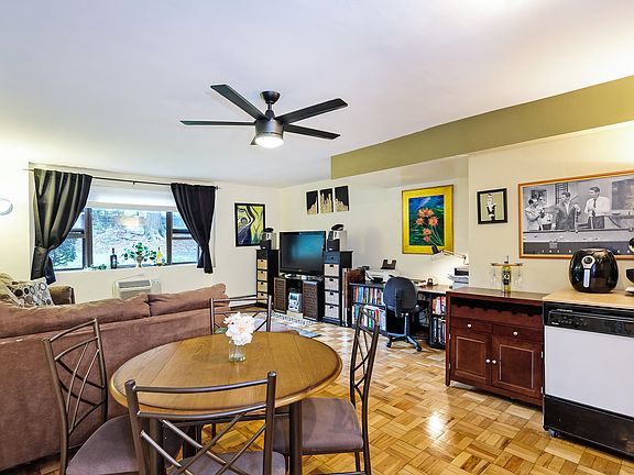 5th image of 505 Central Park Ave APT 421