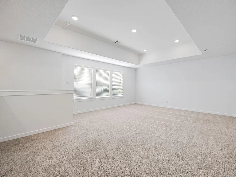 21647 Alberta Forest Cir — Photo 22