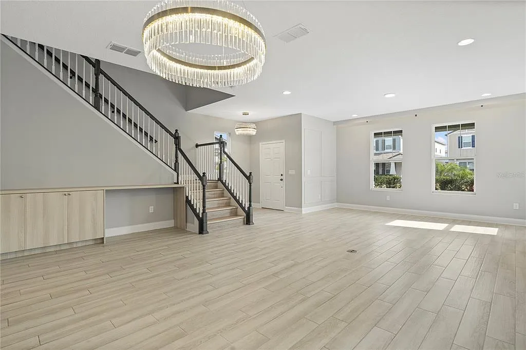 3 bed, 2.5 bath, 2322 sqft, $3,000 — Photo 4