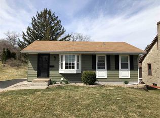 2014 N 6th St, Clinton, IA 52732