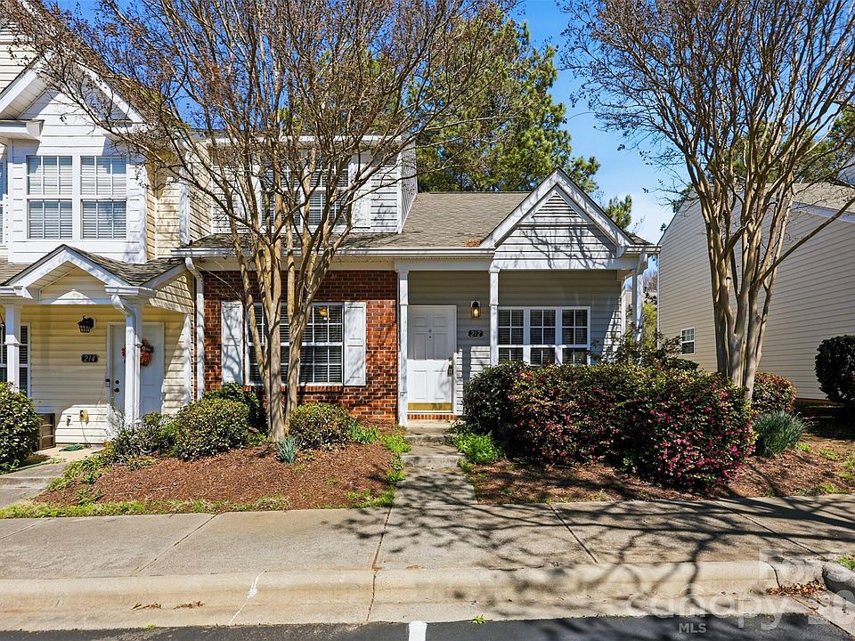 1st image of 212 Primrose Walk
