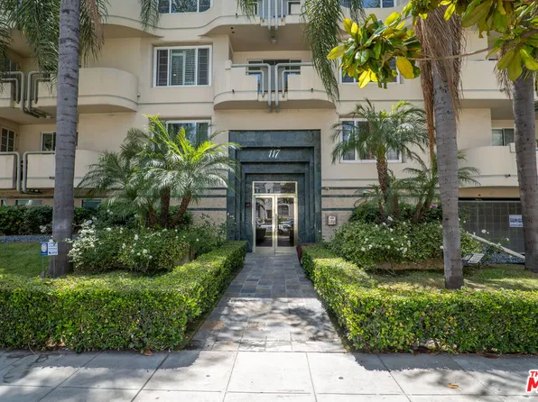 117 N Gale Dr Penthouse 5, Beverly Hills, CA 90211