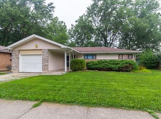 462 Lakewood Blvd, Park Forest, IL 60466