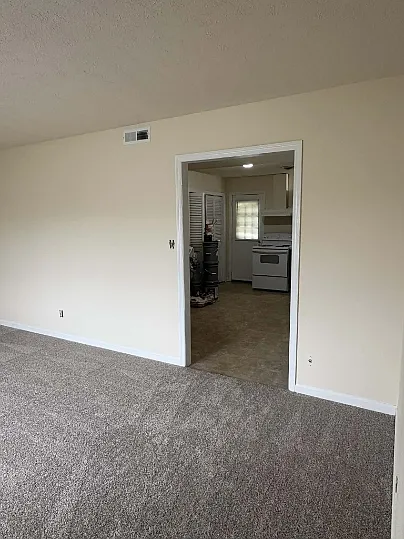 1721 Oshea St #B — Photo 3