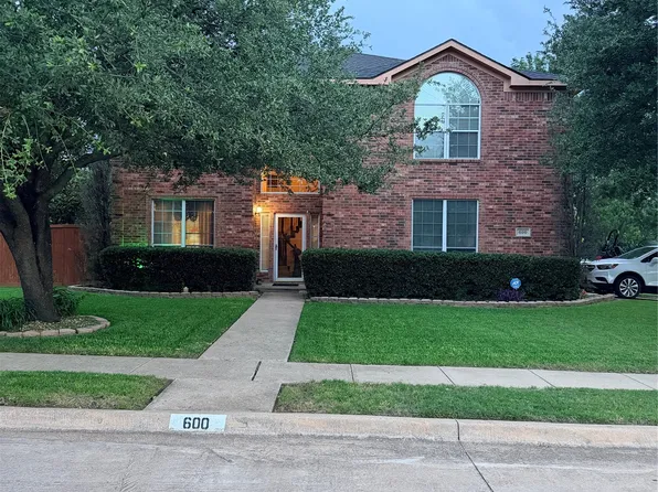 600 Sunfish Dr, Crowley, TX 76036