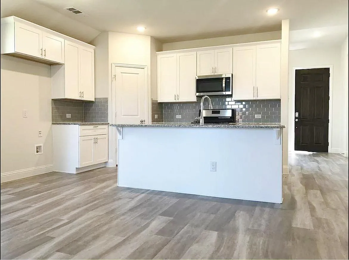 Building Photo - 3817 Bennett Trl