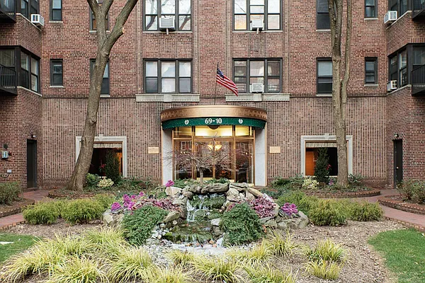 Sold by Graceful Realty LLC | media 32