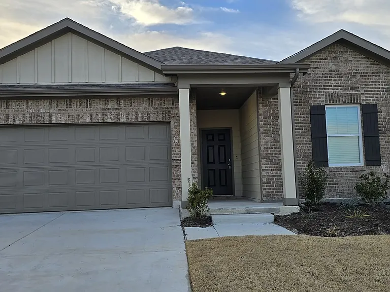 12641 Ranch Rd — Photo 1