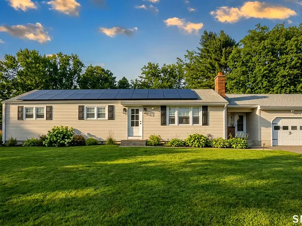 7 Bobolink Lane, Enfield, CT 06082