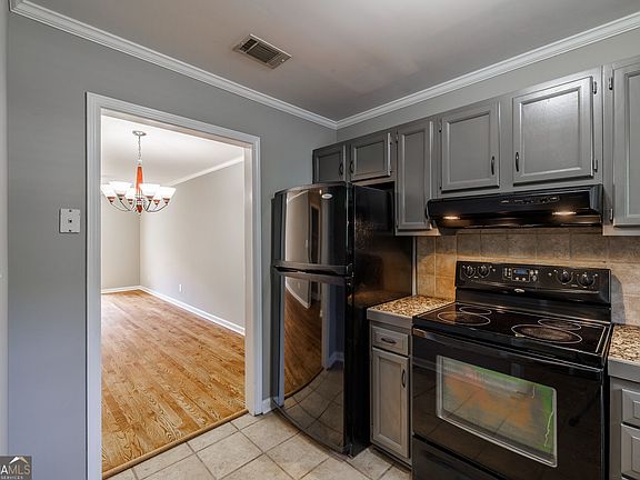 5th image of 1688 Prince Ave APT 505