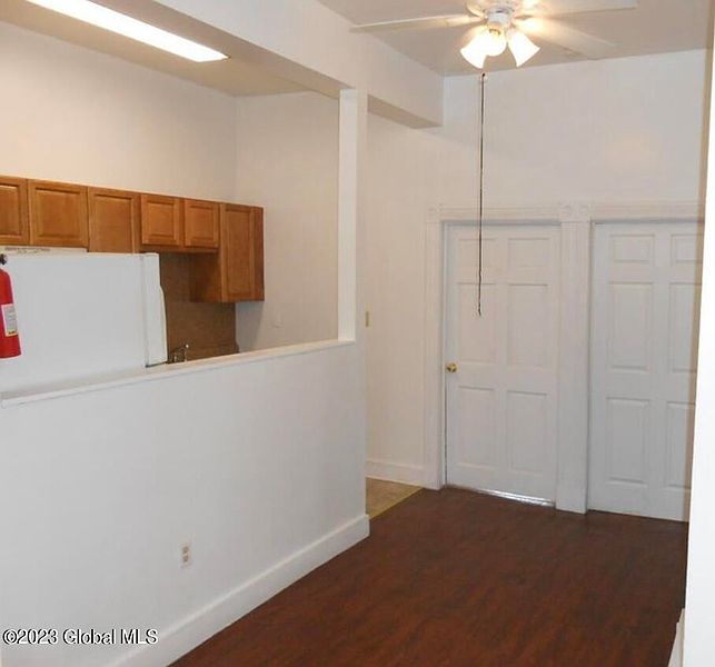 4th image of 120 Lark Street