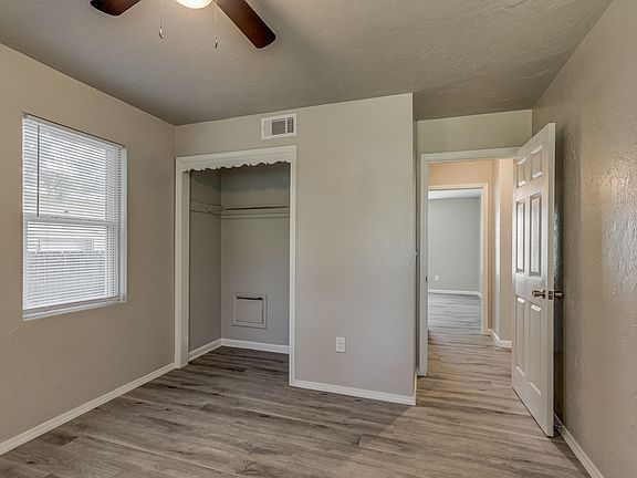 5th image of 3425 SE 22nd St