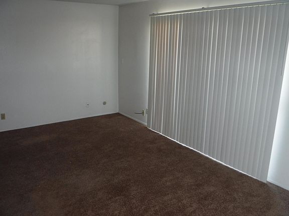 3rd image of 4030 Front St APT 11