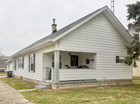 230 E 11th St, Rushville, IN 46173
