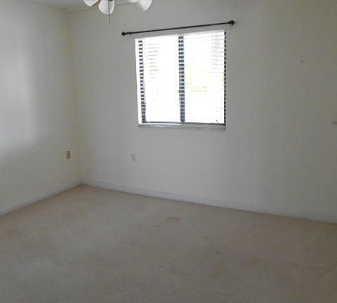5th image of 801 Seafarer Cir APT 206