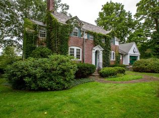 208 Hanshaw Rd, Ithaca, NY 14850