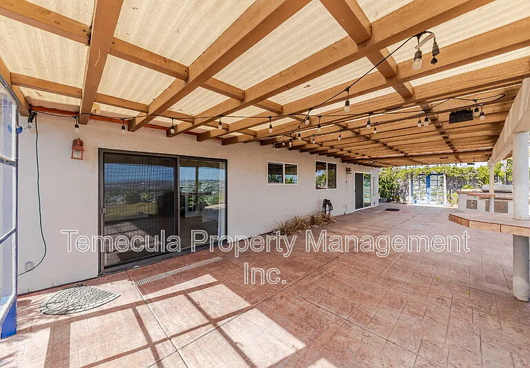 2655 Loring St — Photo 20