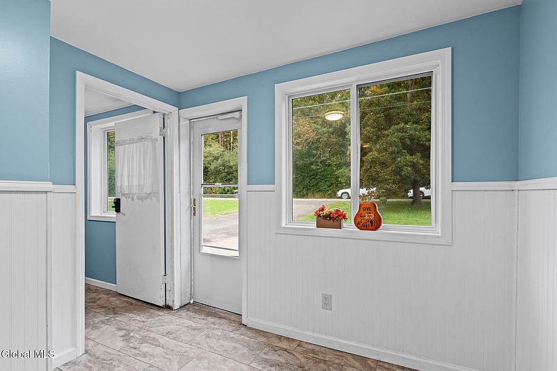 5th image of 4414 Frederick Road